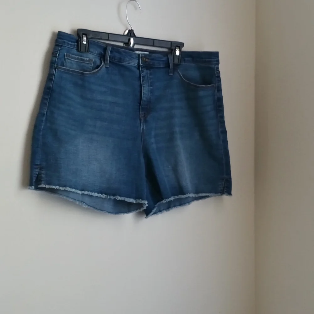 Jessica Simpson Shorts Women 16 Blue Denim Classic Academia Beach Resort Casual - Picture 1 of 3